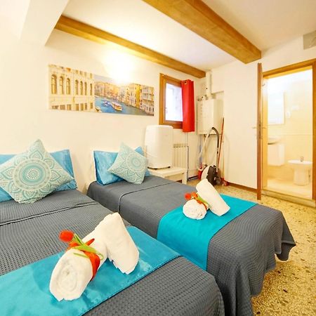 Campo San Polo Apartment Rialto Венеція Екстер'єр фото