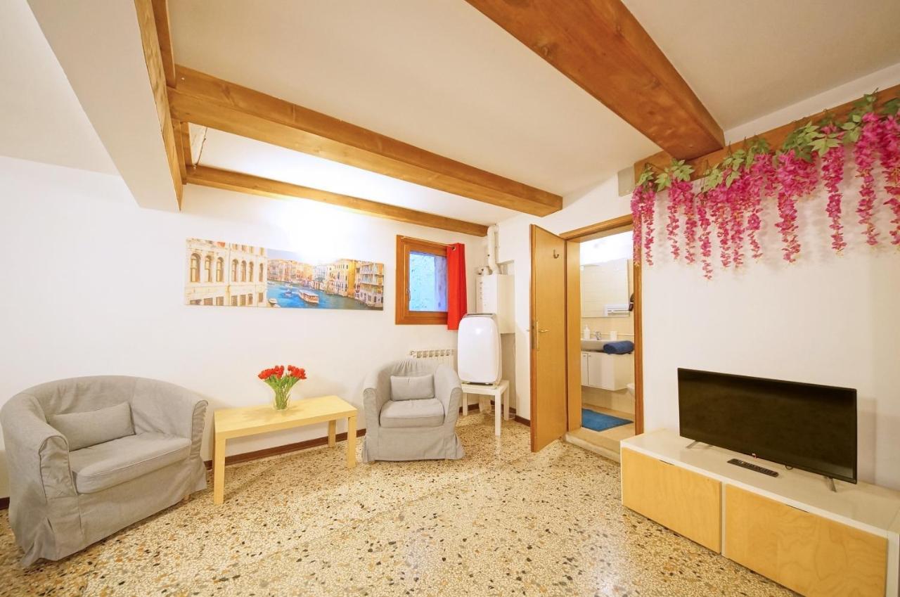 Campo San Polo Apartment Rialto Венеція Екстер'єр фото