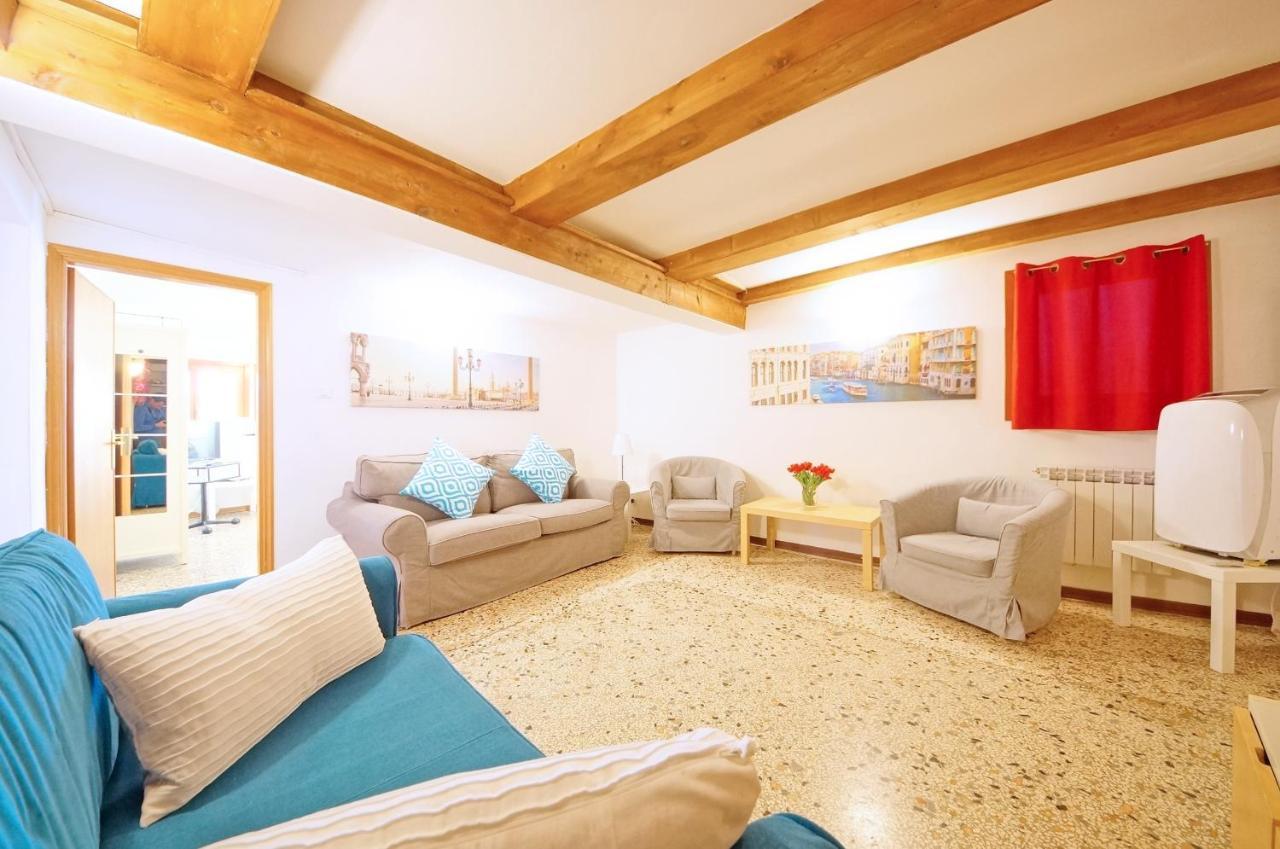 Campo San Polo Apartment Rialto Венеція Екстер'єр фото