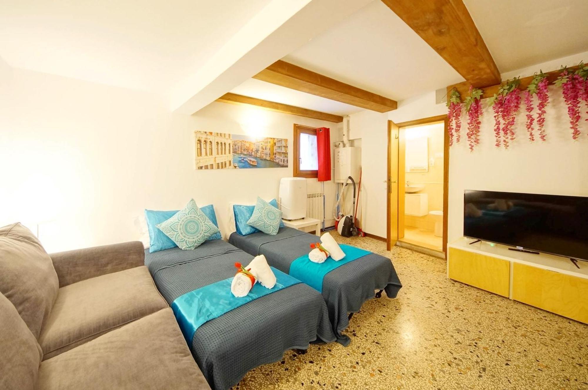 Campo San Polo Apartment Rialto Венеція Екстер'єр фото